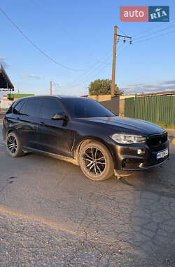 Внедорожник / Кроссовер BMW X5 2015 в 