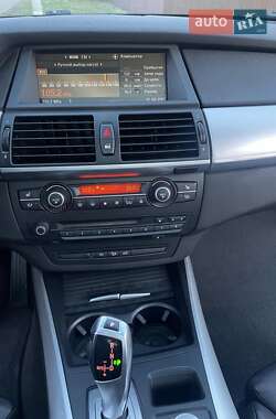 Позашляховик / Кросовер BMW X5 2009 в 