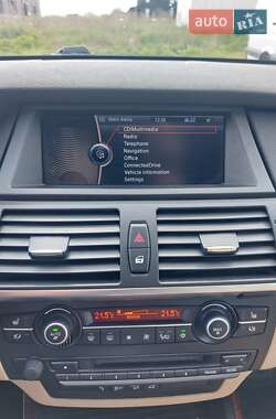 Внедорожник / Кроссовер BMW X5 2011 в 