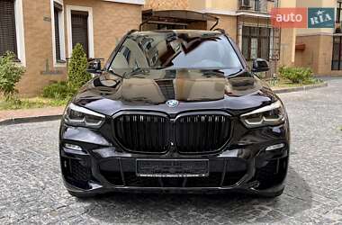 Позашляховик / Кросовер BMW X5 2018 в 