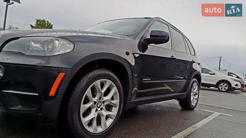 Внедорожник / Кроссовер BMW X5 2011 в Киеве