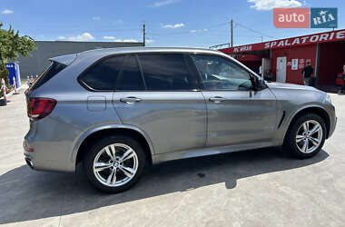 Позашляховик / Кросовер BMW X5 2016 в 