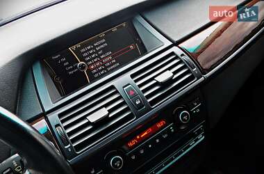 Позашляховик / Кросовер BMW X5 2012 в 