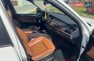 Позашляховик / Кросовер BMW X5 2009 в 
