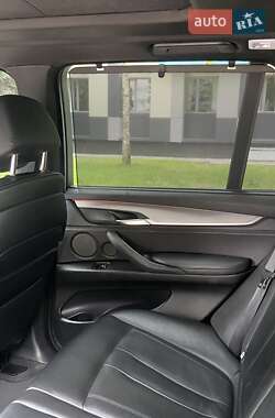 Позашляховик / Кросовер BMW X5 2014 в 