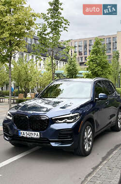 Внедорожник / Кроссовер BMW X5 2022 в Киеве
