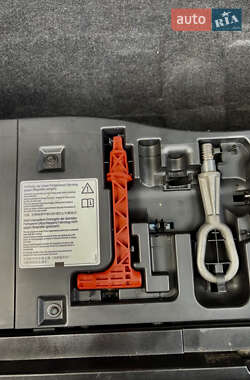Внедорожник / Кроссовер BMW X5 2010 в 