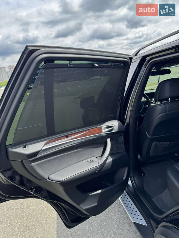 Позашляховик / Кросовер BMW X5 2011 в Києві