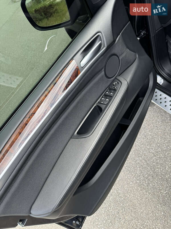 Позашляховик / Кросовер BMW X5 2011 в Києві