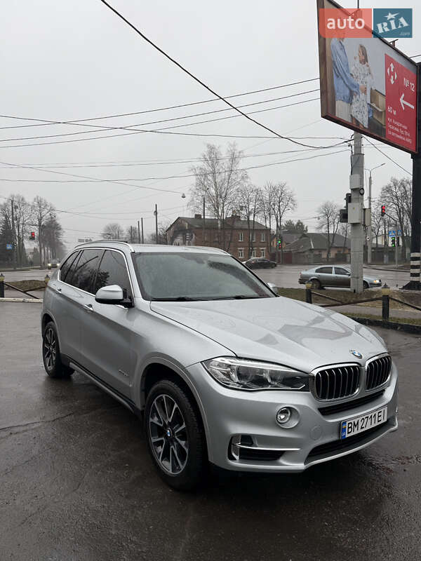 Внедорожник / Кроссовер BMW X5 2017 в Сумах