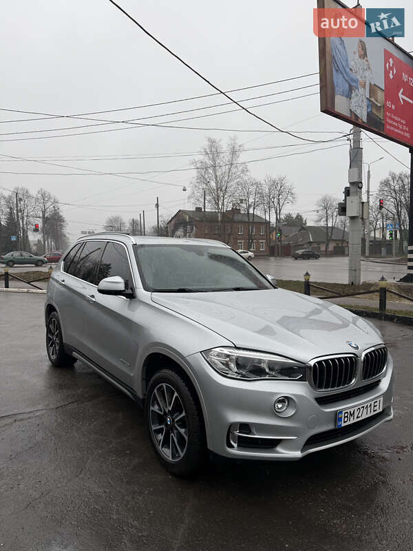 Внедорожник / Кроссовер BMW X5 2017 в Сумах