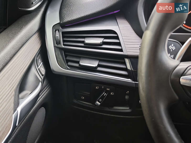 Внедорожник / Кроссовер BMW X5 2016 в Луцке