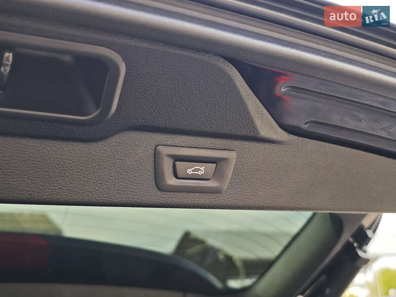 Внедорожник / Кроссовер BMW X5 2016 в Луцке