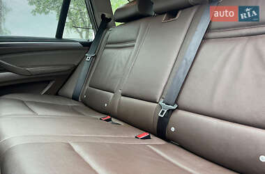 Внедорожник / Кроссовер BMW X5 2010 в 