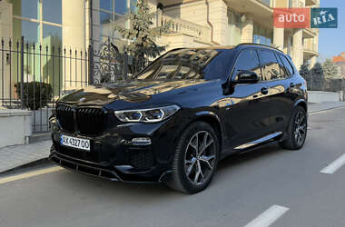 Позашляховик / Кросовер BMW X5 2020 в 