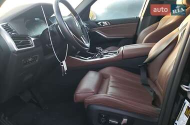 Внедорожник / Кроссовер BMW X5 2020 в 