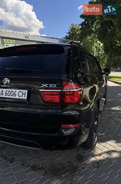 Позашляховик / Кросовер BMW X5 2010 в 
