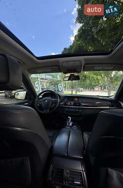 Позашляховик / Кросовер BMW X5 2010 в 