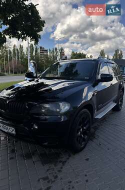 Позашляховик / Кросовер BMW X5 2010 в 