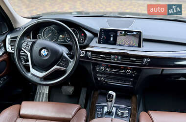 Позашляховик / Кросовер BMW X5 2017 в 