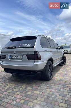 Позашляховик / Кросовер BMW X5 2004 в 