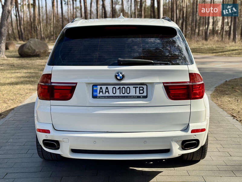 Внедорожник / Кроссовер BMW X5 2010 в Житомире