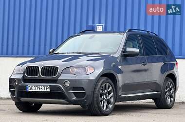 Позашляховик / Кросовер BMW X5 2010 в 