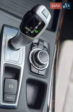 Позашляховик / Кросовер BMW X5 2010 в 