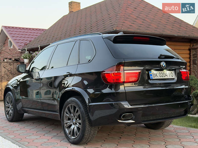 Внедорожник / Кроссовер BMW X5 2010 в Вараше