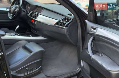 Внедорожник / Кроссовер BMW X5 2010 в 