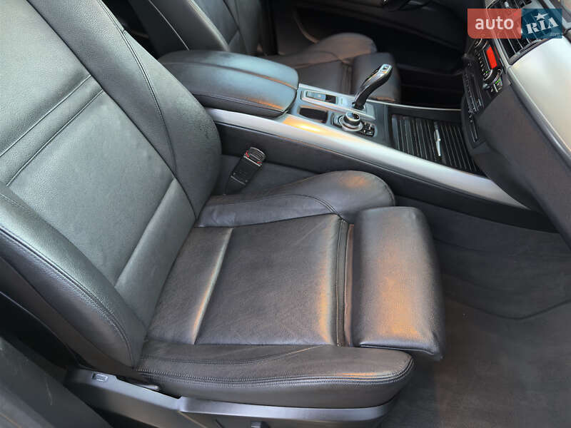 Внедорожник / Кроссовер BMW X5 2010 в Вараше