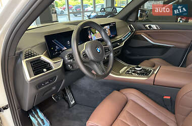Позашляховик / Кросовер BMW X5 2023 в 