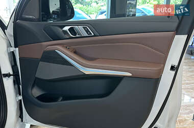Позашляховик / Кросовер BMW X5 2023 в 