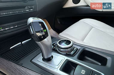 Позашляховик / Кросовер BMW X5 2010 в 