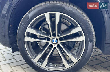 Внедорожник / Кроссовер BMW X5 2015 в 