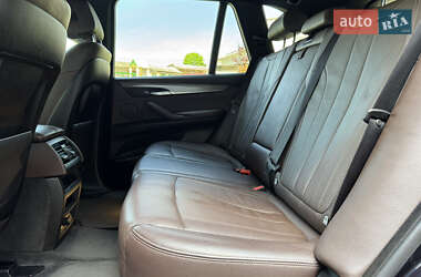 Внедорожник / Кроссовер BMW X5 2015 в 