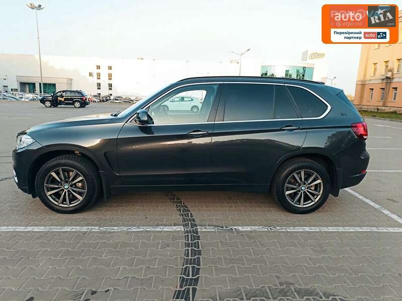 Внедорожник / Кроссовер BMW X5 2015 в Чернигове