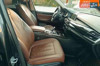 Внедорожник / Кроссовер BMW X5 2015 в 