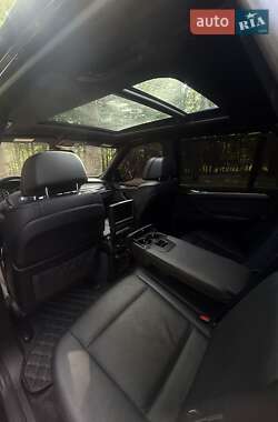 Позашляховик / Кросовер BMW X5 2008 в 