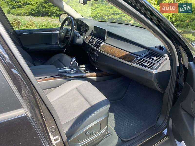 Внедорожник / Кроссовер BMW X5 2013 в Виннице