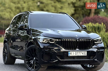 Позашляховик / Кросовер BMW X5 2021 в 