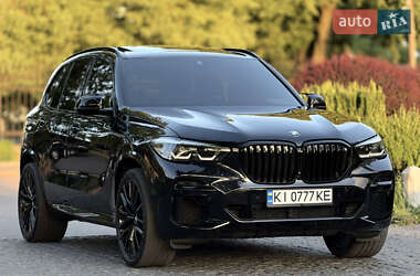 Позашляховик / Кросовер BMW X5 2021 в 