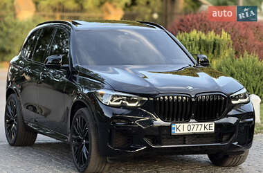 Позашляховик / Кросовер BMW X5 2021 в 