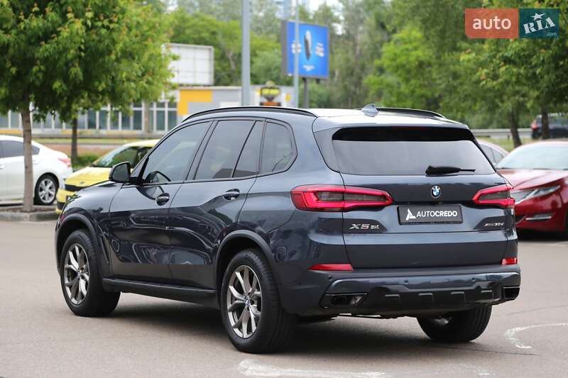 Внедорожник / Кроссовер BMW X5 2019 в Киеве
