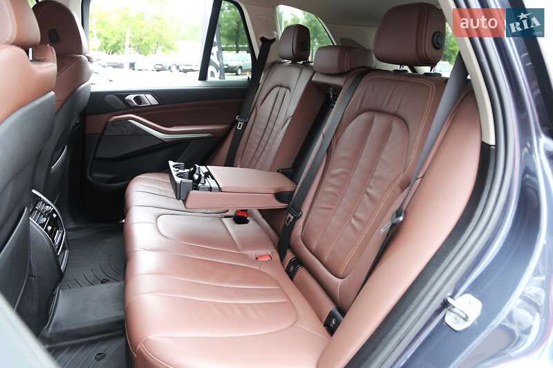 Внедорожник / Кроссовер BMW X5 2019 в Киеве