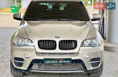 Внедорожник / Кроссовер BMW X5 2011 в 