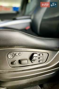 Внедорожник / Кроссовер BMW X5 2011 в 