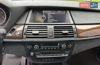 Позашляховик / Кросовер BMW X5 2013 в 
