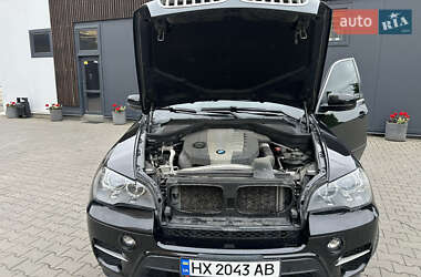 Позашляховик / Кросовер BMW X5 2013 в 