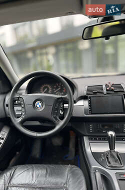 Внедорожник / Кроссовер BMW X5 2004 в 